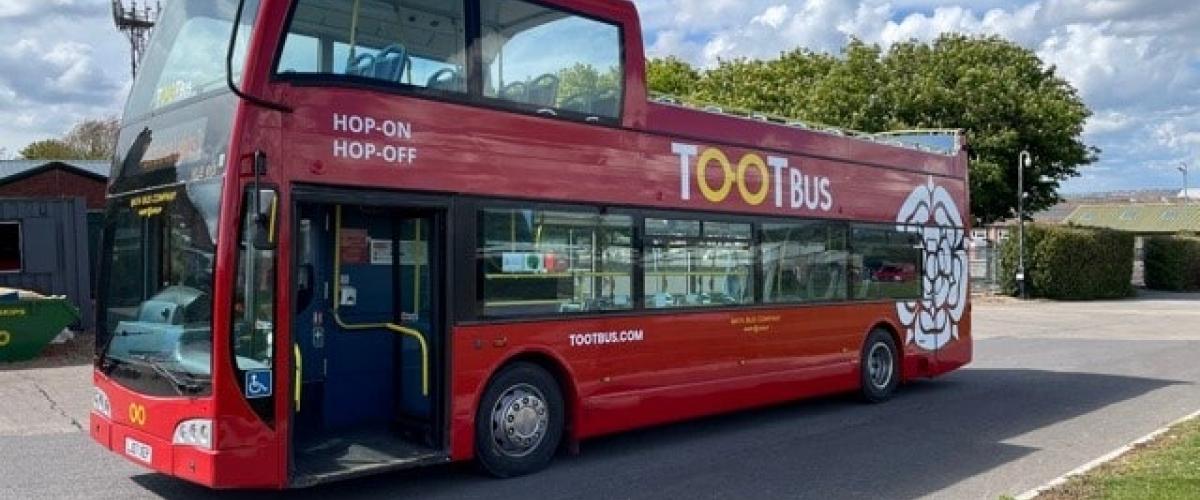 Bath Royaume-Uni Bus Sightseeing UK Tootbus Bath RATP Dev