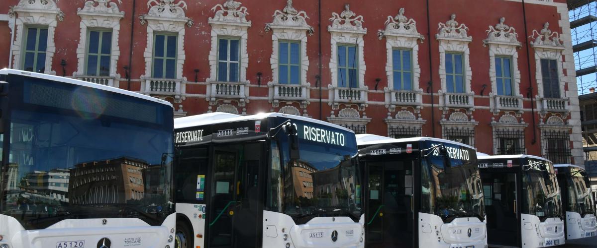 Bus a Massa Carrara